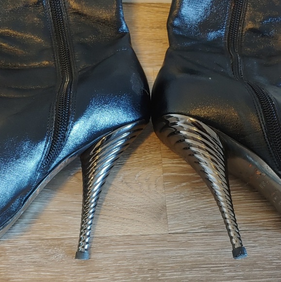 Booties - Picture 3 of 5